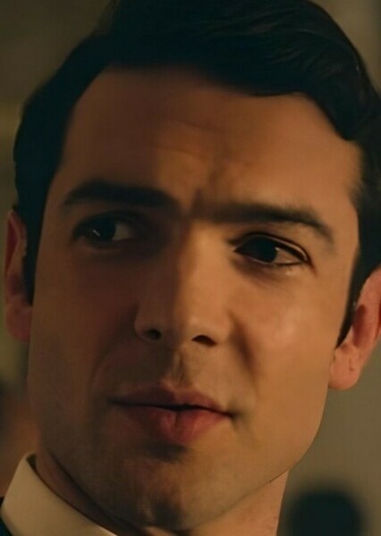 Ethan Peck photo