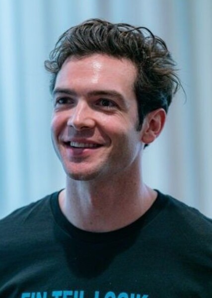 Ethan Peck photo