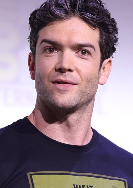 Ethan Peck photo