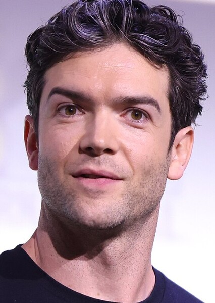 Ethan Peck photo