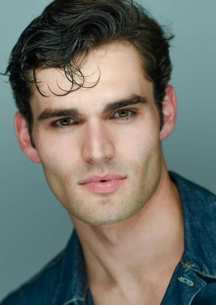 Ethan Vaughan photo