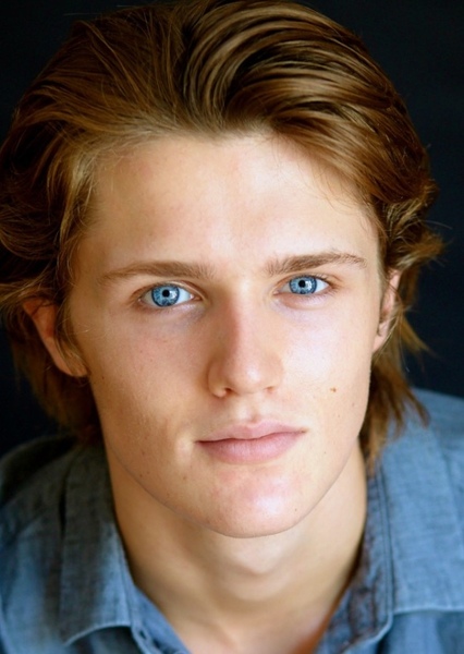 Eugene Simon photo