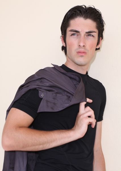 Euguen Leon photo