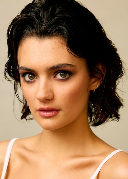 Eva Carlton