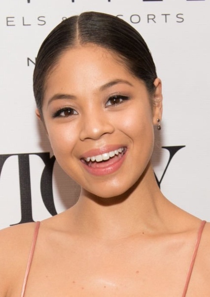 Eva Noblezada photo