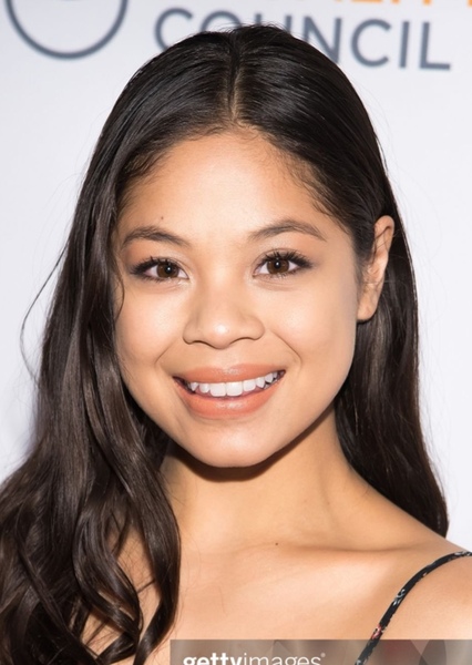 Eva Noblezada photo