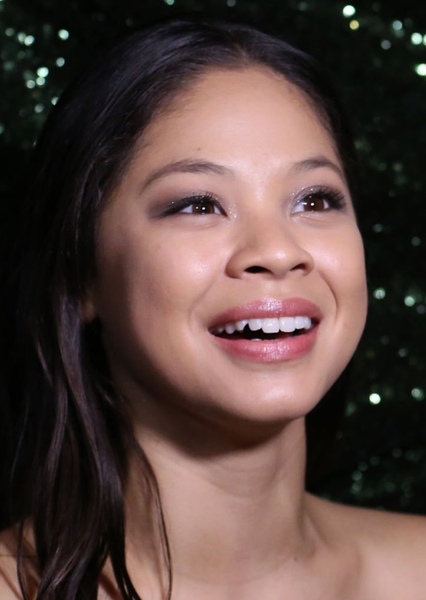 Eva Noblezada photo