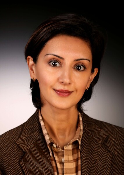 Eva Randhawa