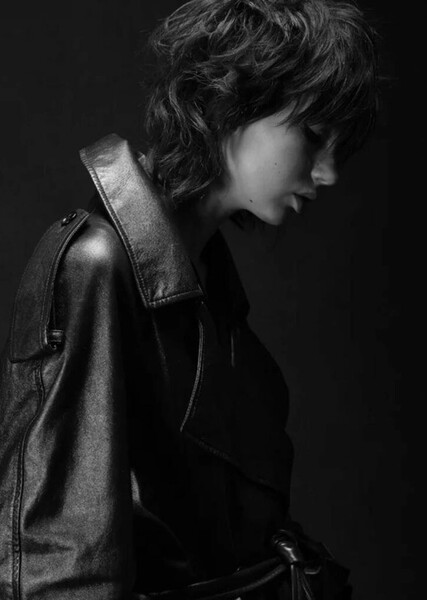 Eva Yelmani photo