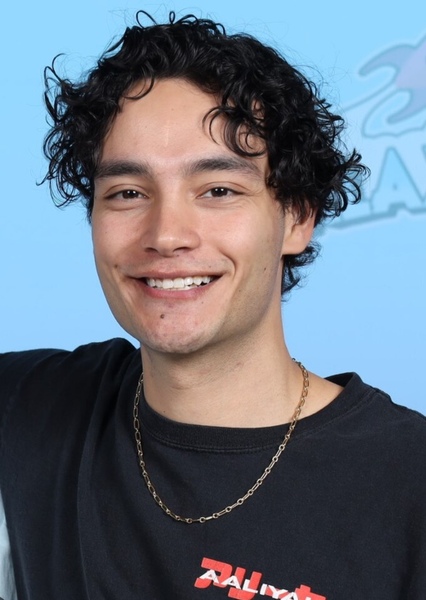 Evan Evagora photo
