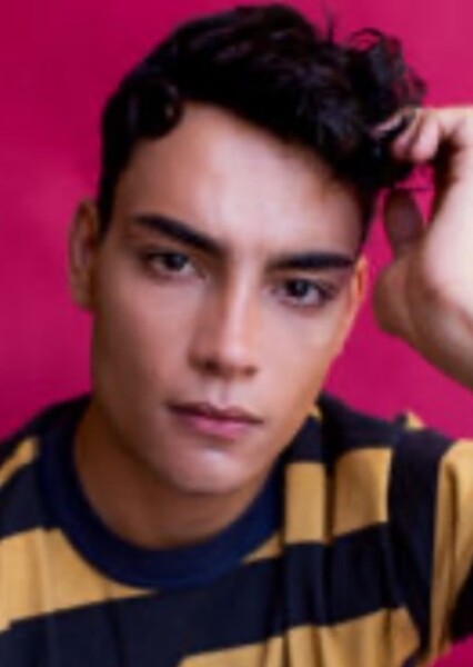 Evan Evagora photo