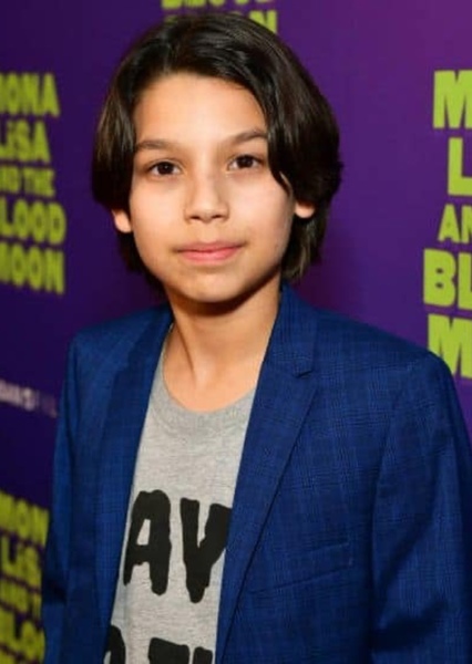 Evan Whitten as Charlie Phillips in El Tigre