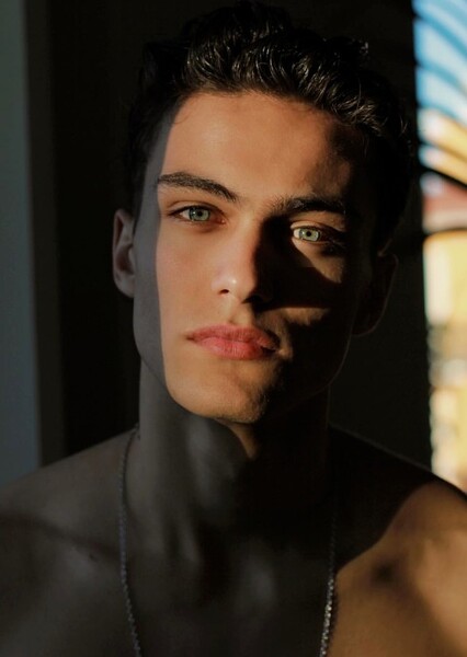 Evans Nikopoulos photo