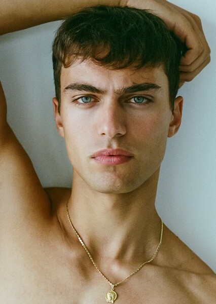 Evans Nikopoulos photo