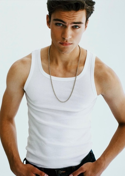 Evans Nikopoulos photo