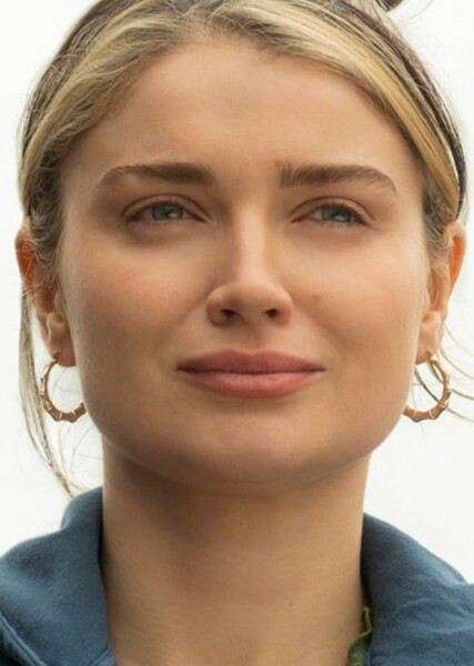Eve Hewson photo
