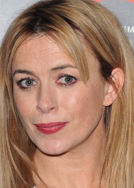 Eve Myles photo