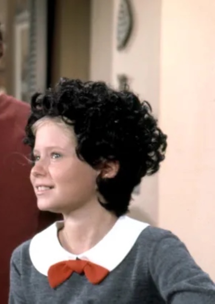 Eve Plumb photo