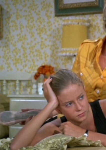 Eve Plumb photo
