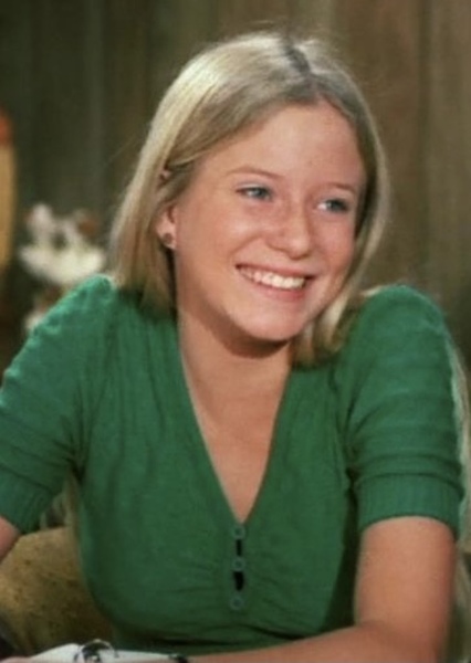 Eve Plumb photo