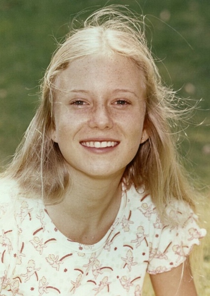 Eve Plumb photo