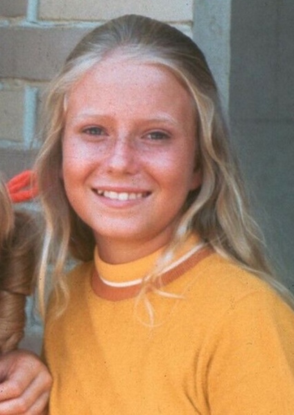 Eve Plumb photo