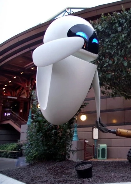 EVE (WALL-E) photo