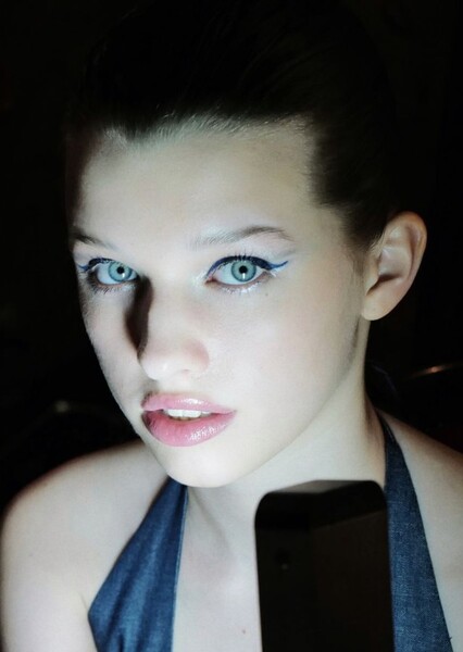 Ever Anderson photo