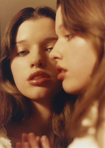 Ever Anderson photo