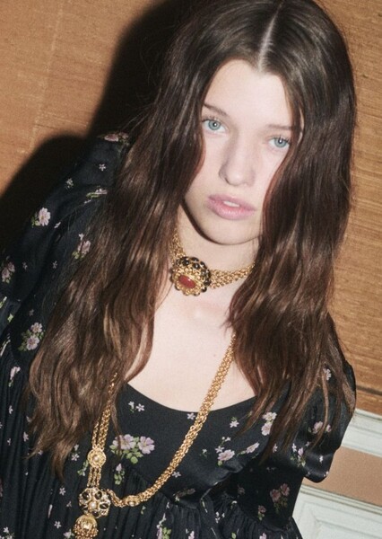 Ever Anderson photo