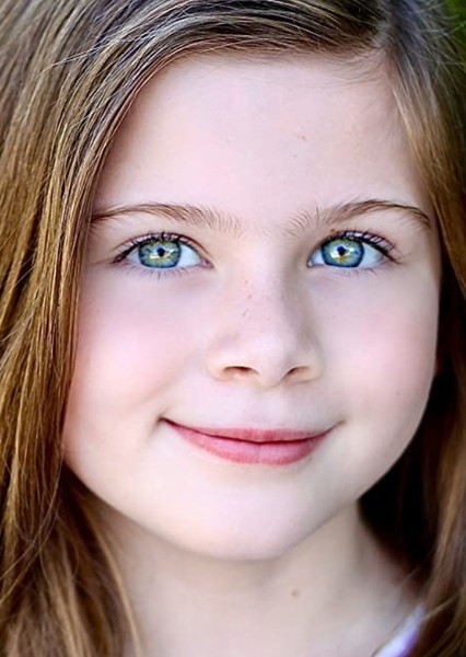 Everleigh McDonell photo