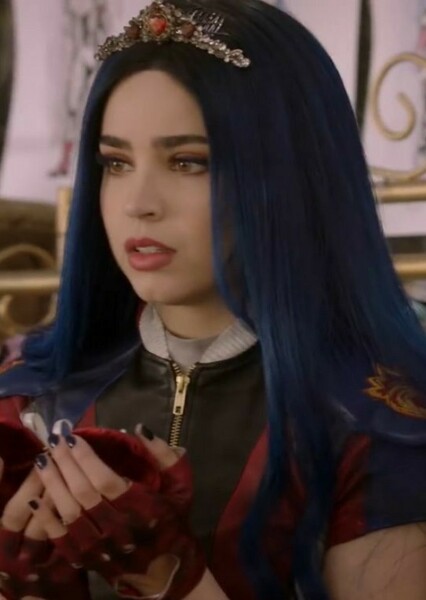 Evie (Descendants) photo