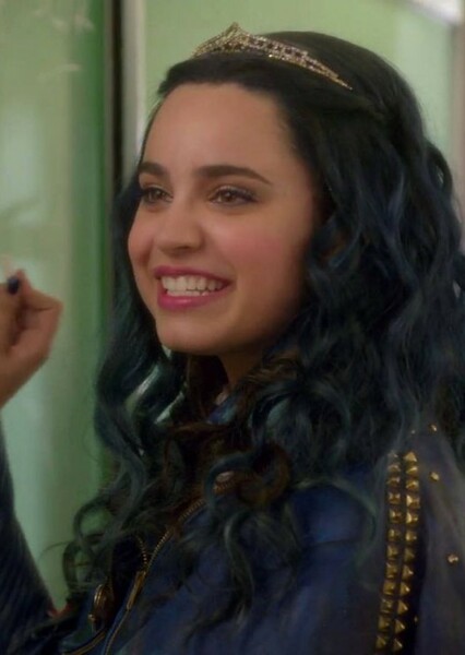 Evie (Descendants) photo