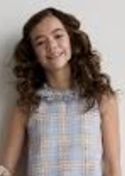 Evie Graton photo