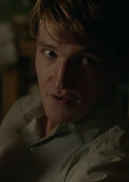 Ewan Mitchell
