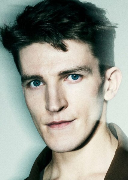 Ewan Mitchell