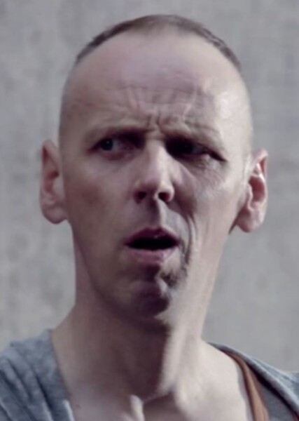 Ewen Bremner photo