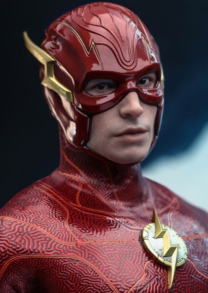 Ezra Miller photo