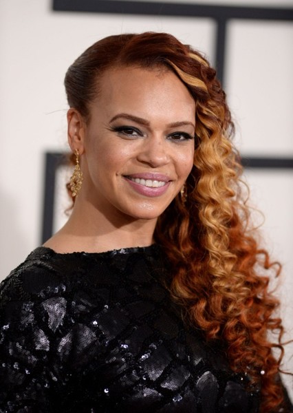Faith Evans photo