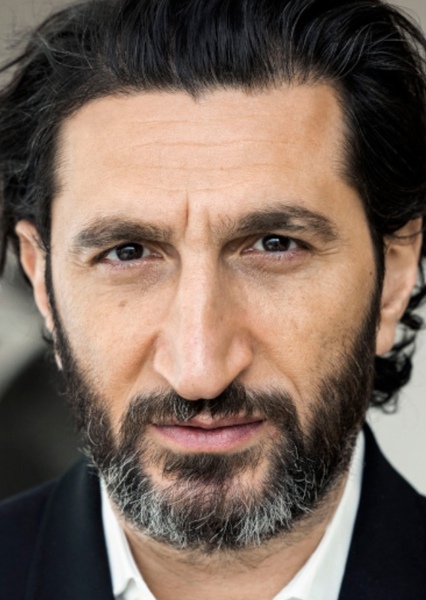 Fares Fares photo