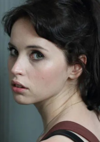 Felicity Jones photo