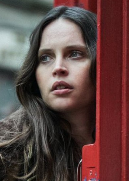 Felicity Jones photo