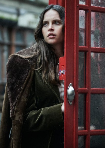 Felicity Jones photo