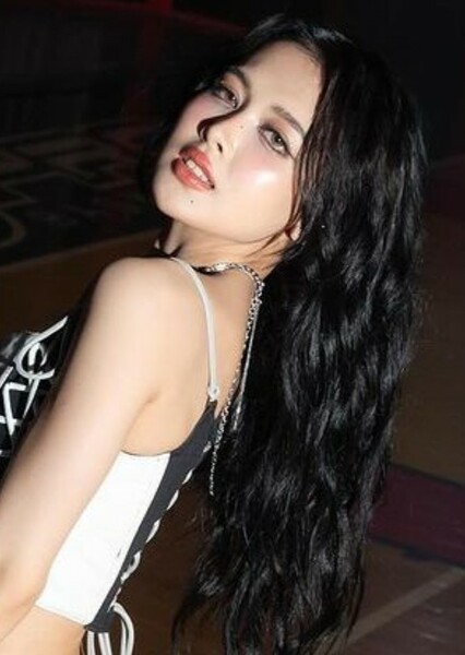 Feni Fitriyanti photo