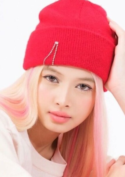 Feni Fitriyanti photo