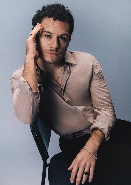 Finn Cole