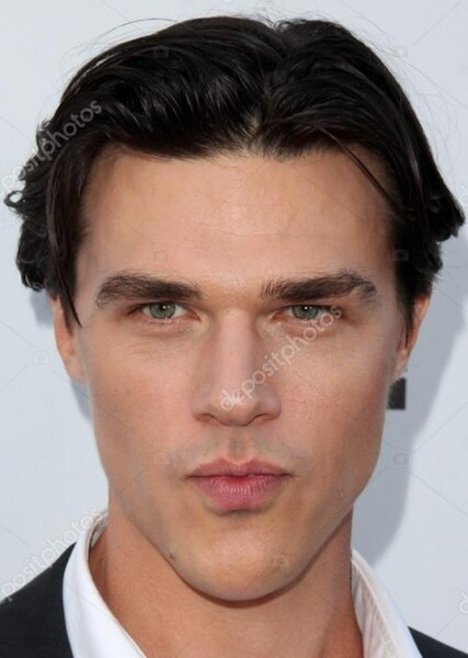 Finn Wittrock photo