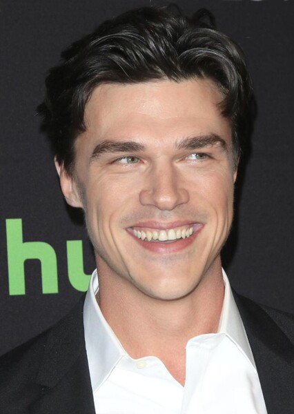 Finn Wittrock photo