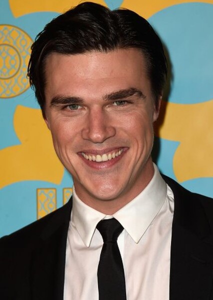 Finn Wittrock photo