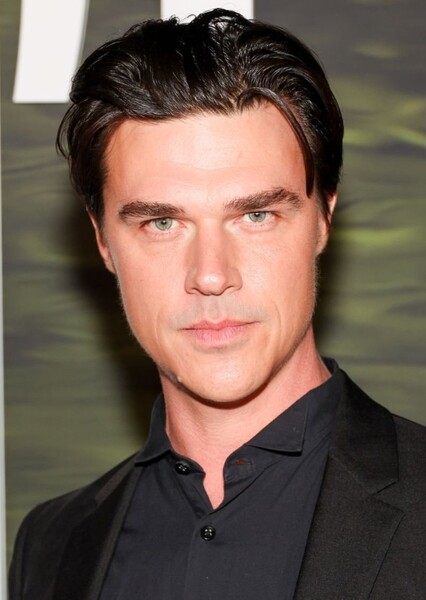 Finn Wittrock photo